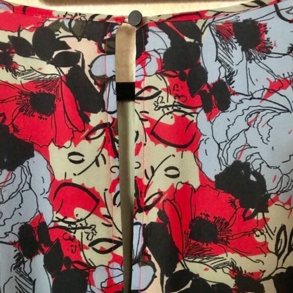 *30off3* NWOT. Leith Floral Romper - Picture 8 of 9